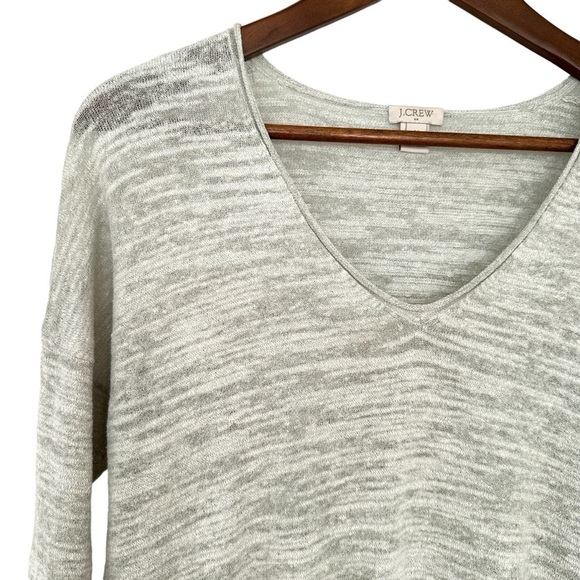 J. Crew sweater with v-neck, 3/4 length sleeves, high-low hem, linen blend knit - Picture 4 of 11